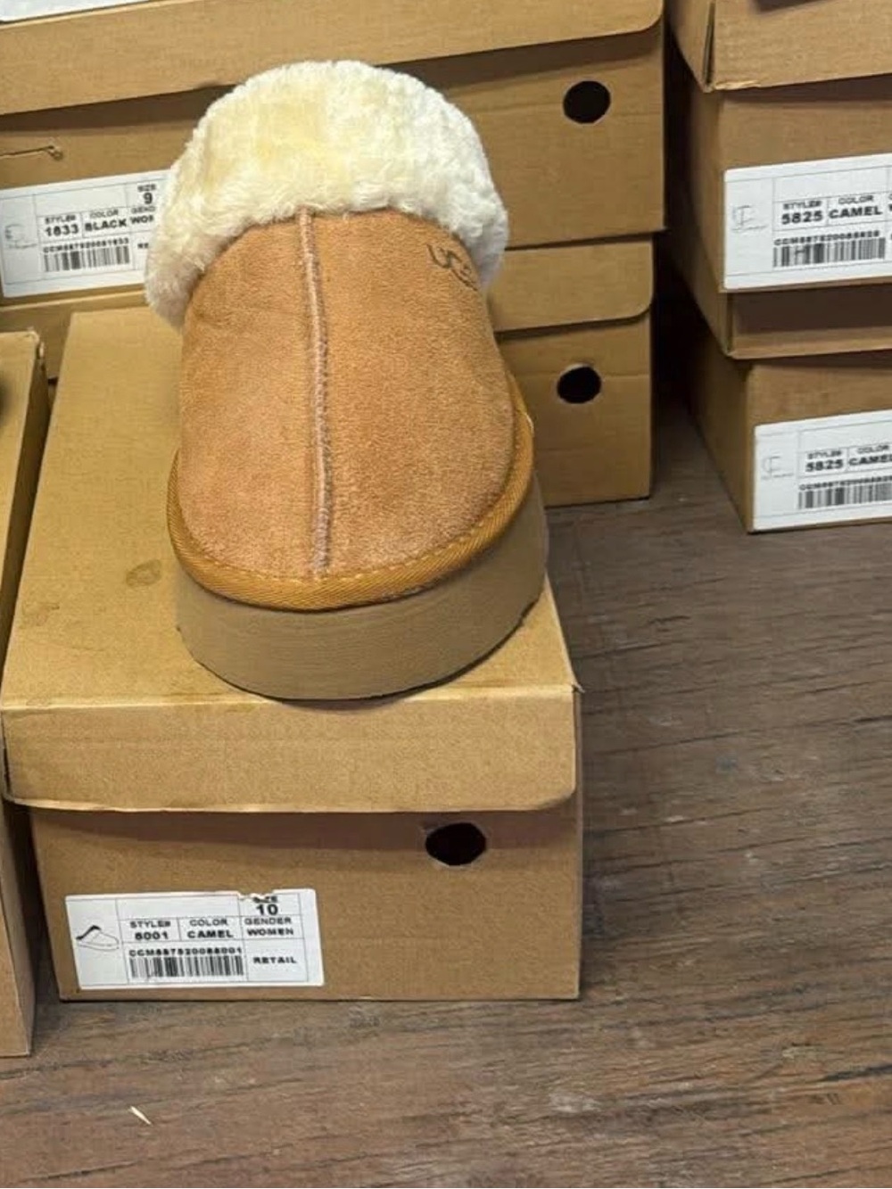 UGG Kids Chestnut Suede Shearling Slip-On Slippers